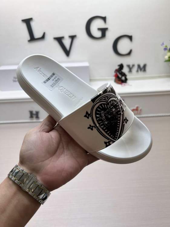 Picture of Alexander McQueen Shoes _SKUAlexanderMcQueensz36-45mnw0313488
